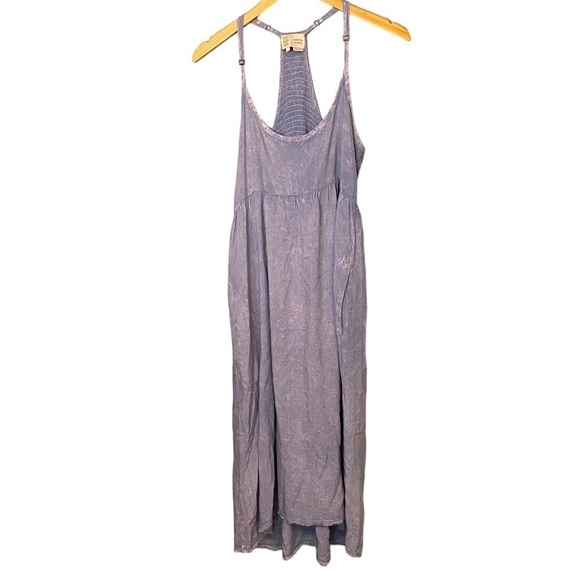 Elegant Lavender Maxi Dress - Picture 1 of 8